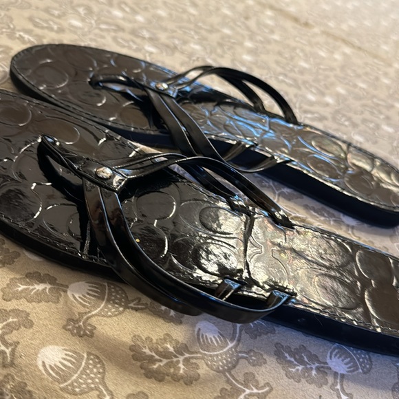 Black Coach Patent Leather Flip Flops - Picture 2 of 2